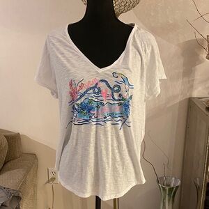 Lilly Pulitzer White V-Neck Tee with Colorful Graphic size L